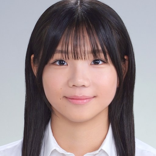 白川優衣